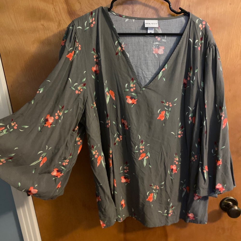 Bell sleeve top